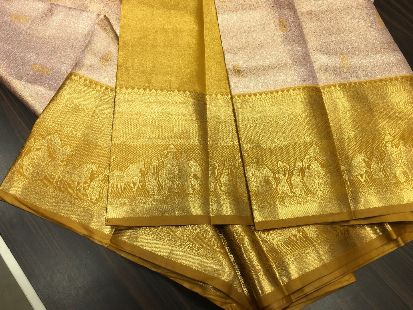 Semi Kanchipuram silk