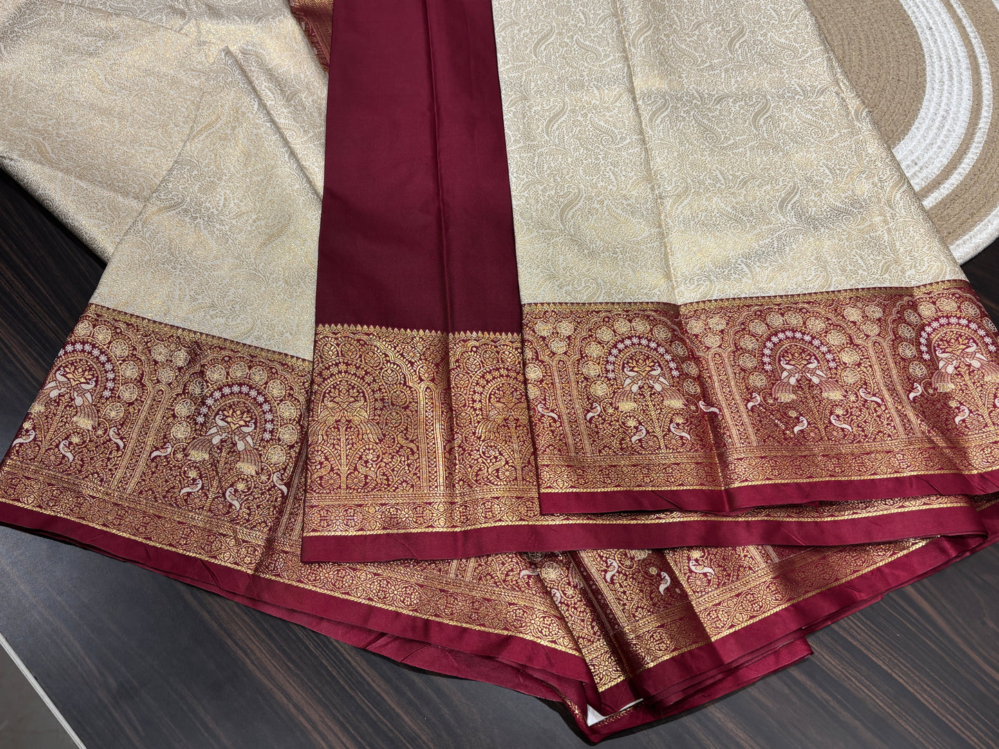 Semi Kanchipuram silk