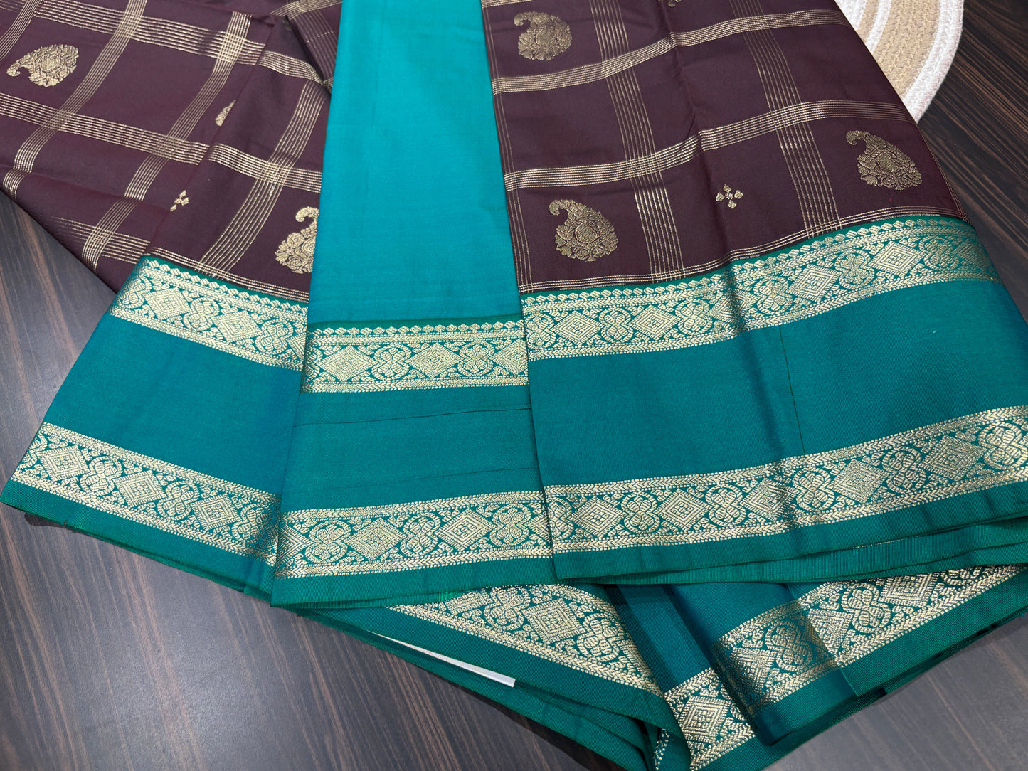 Semi Kanchipuram silk
