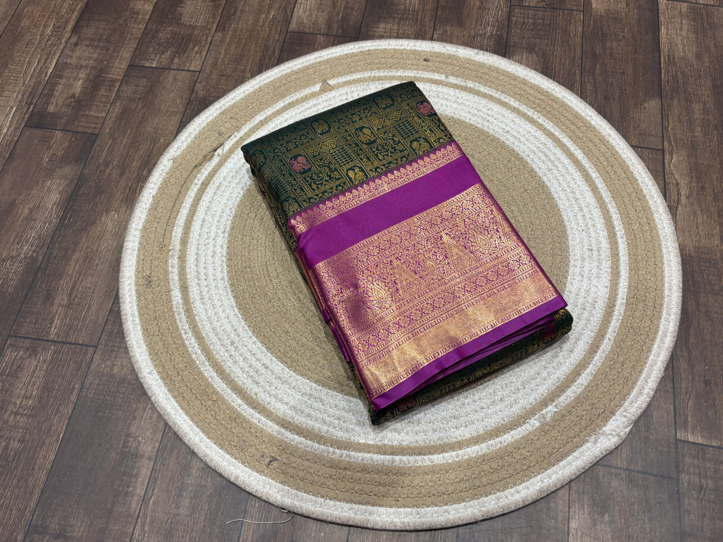 Semi Kanchipuram silk
