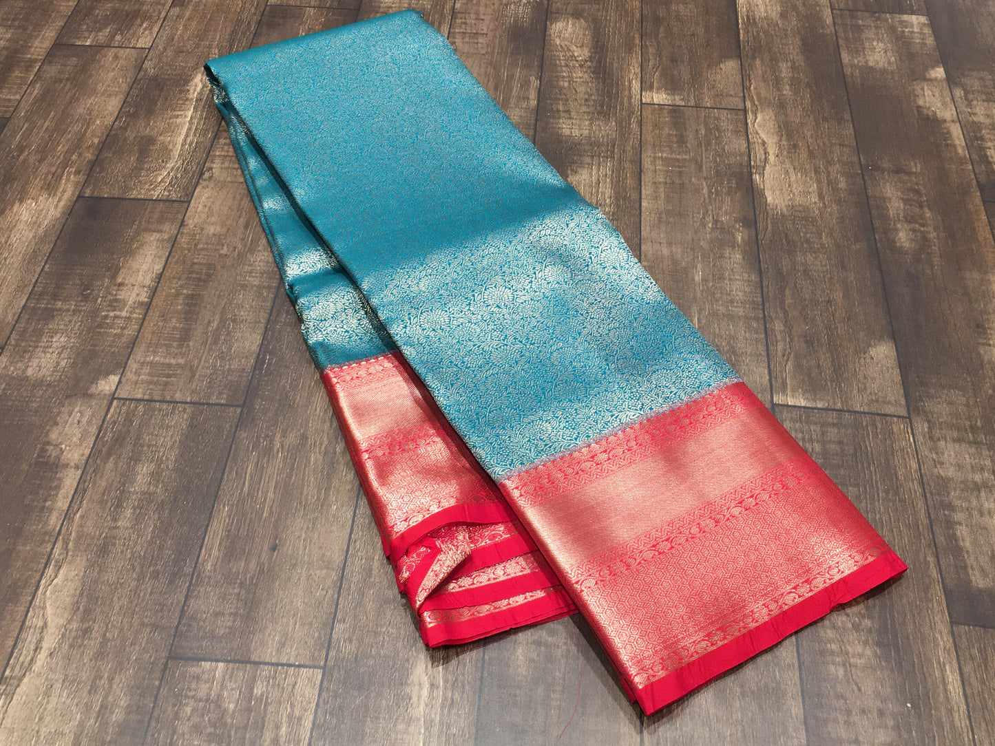 Semi Kanchipuram silk