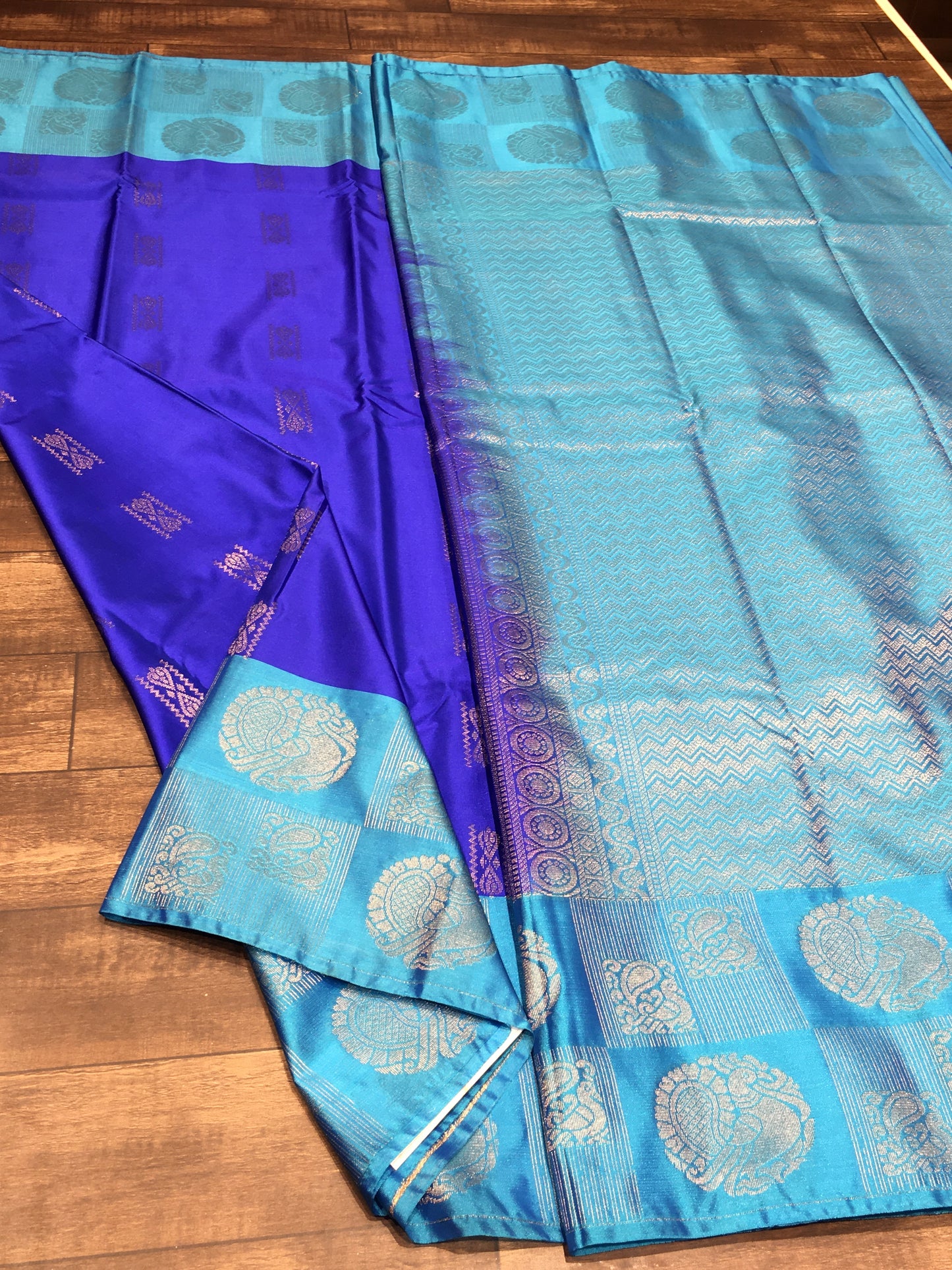 Semi Kanchipuram silk