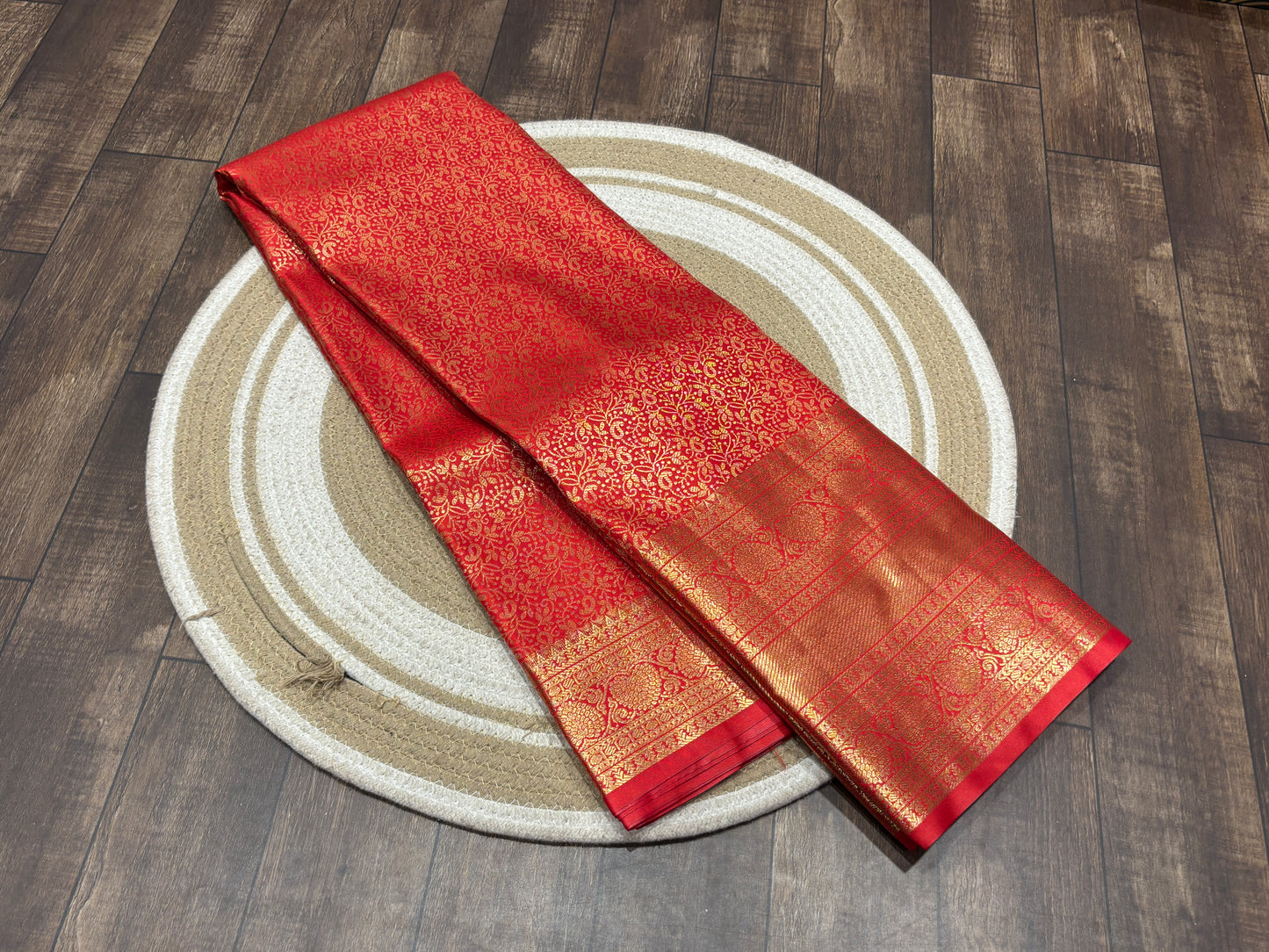 Semi Kanchipuram silk