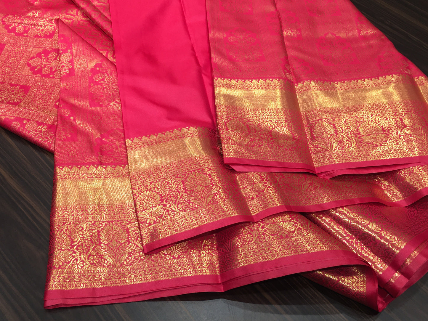 Semi Kanchipuram silk
