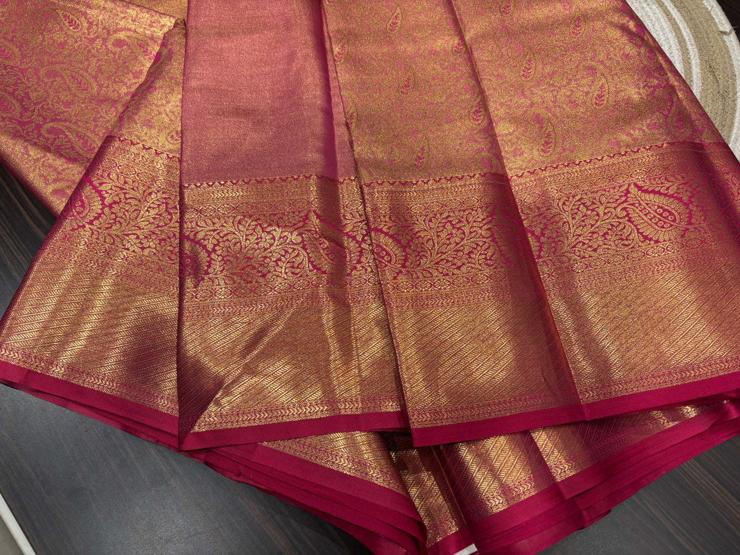 Semi Kanchipuram tissue
