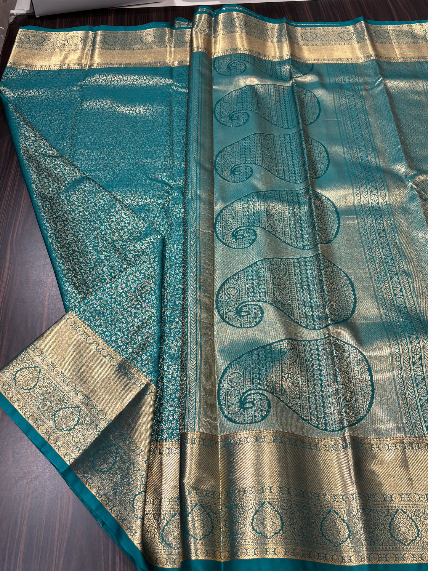Semi Kanchipuram silk