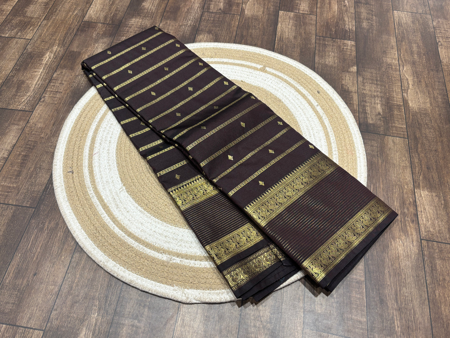 Semi Kanchipuram silk