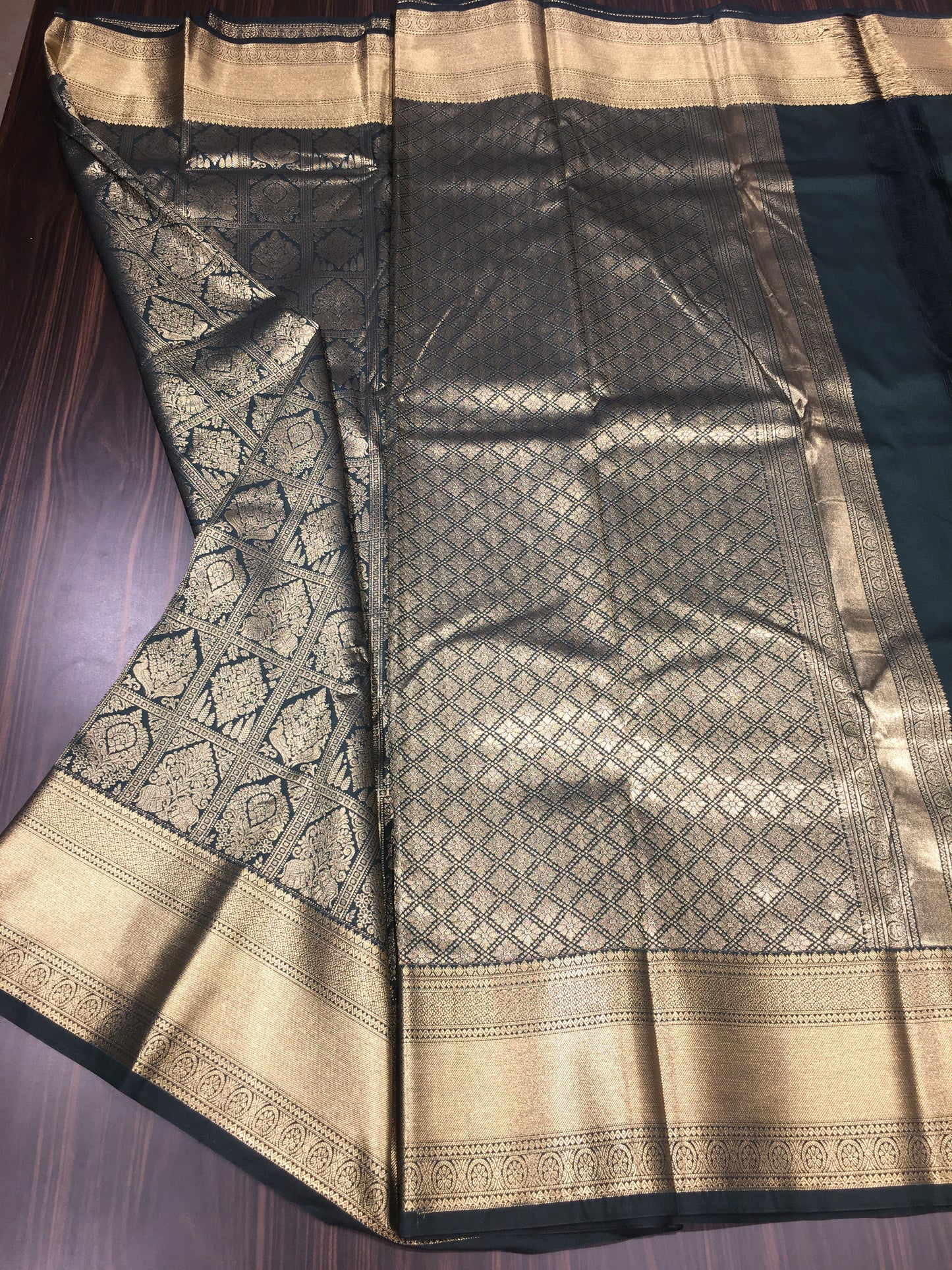 Semi Kanchipuram silk