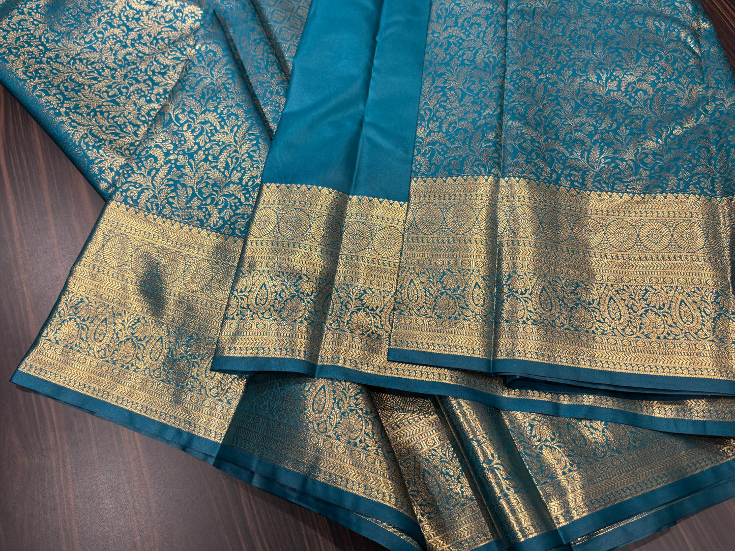 Semi Kanchipuram silk