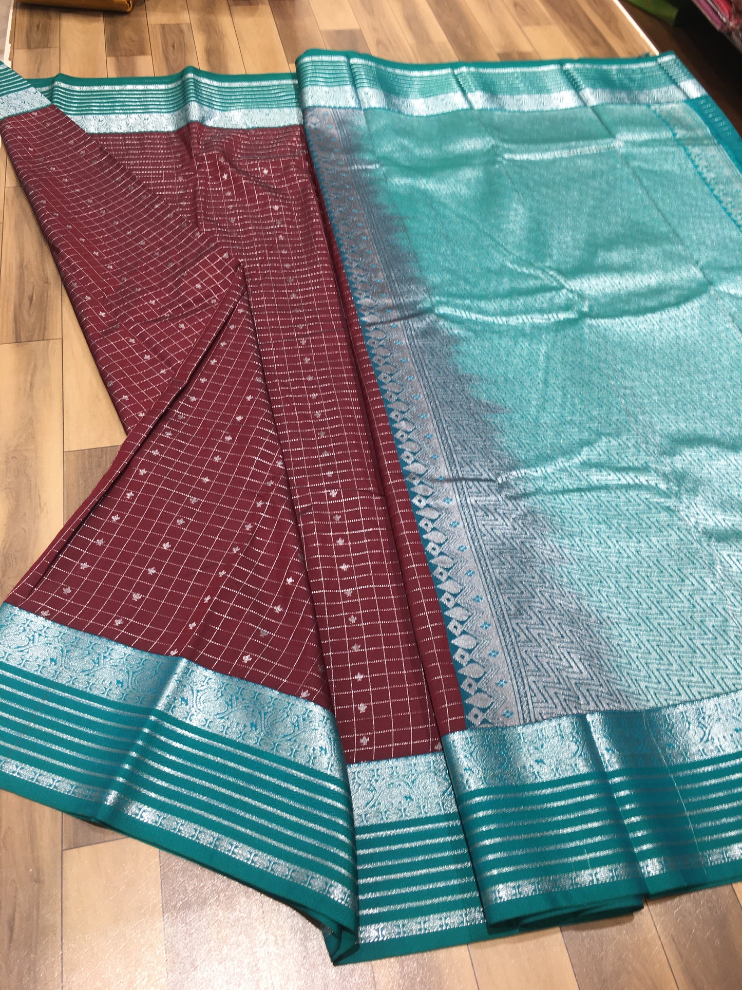 Semi Kanchipuram silk