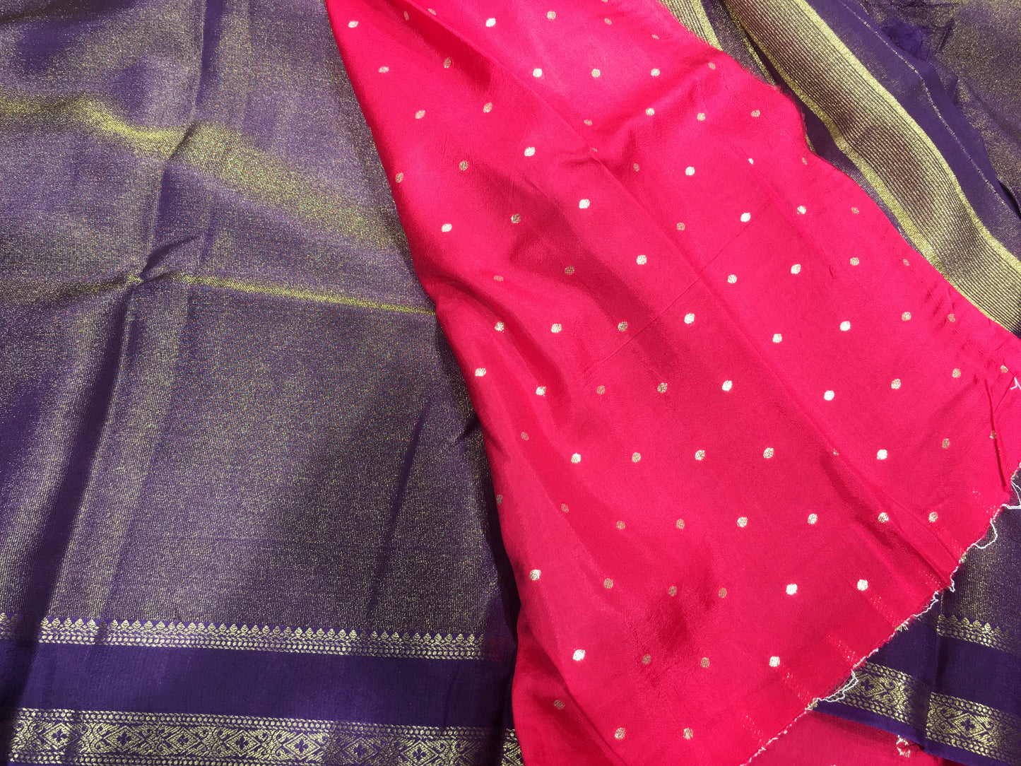 Banarasi butti saree