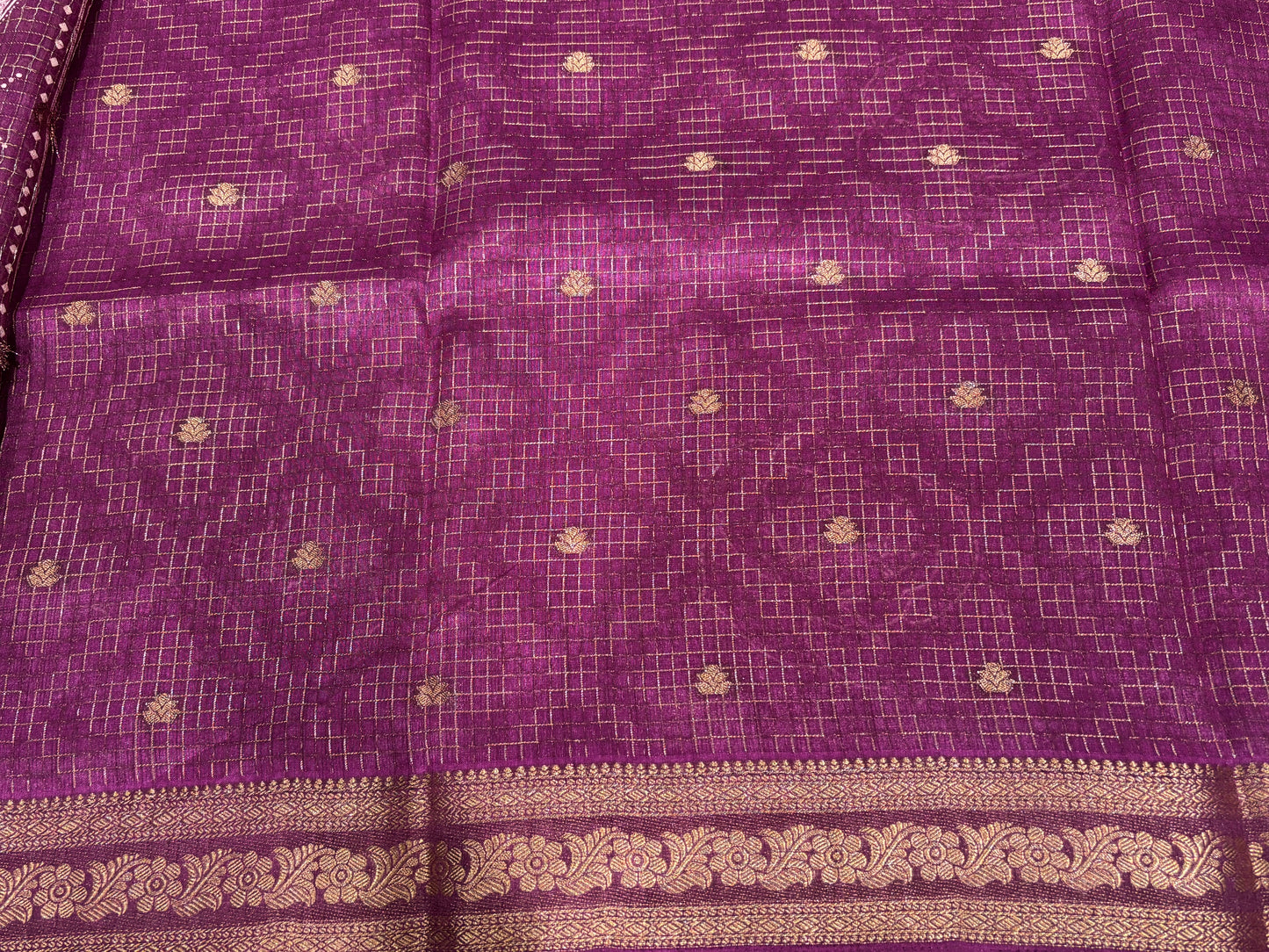 Dola silk saree