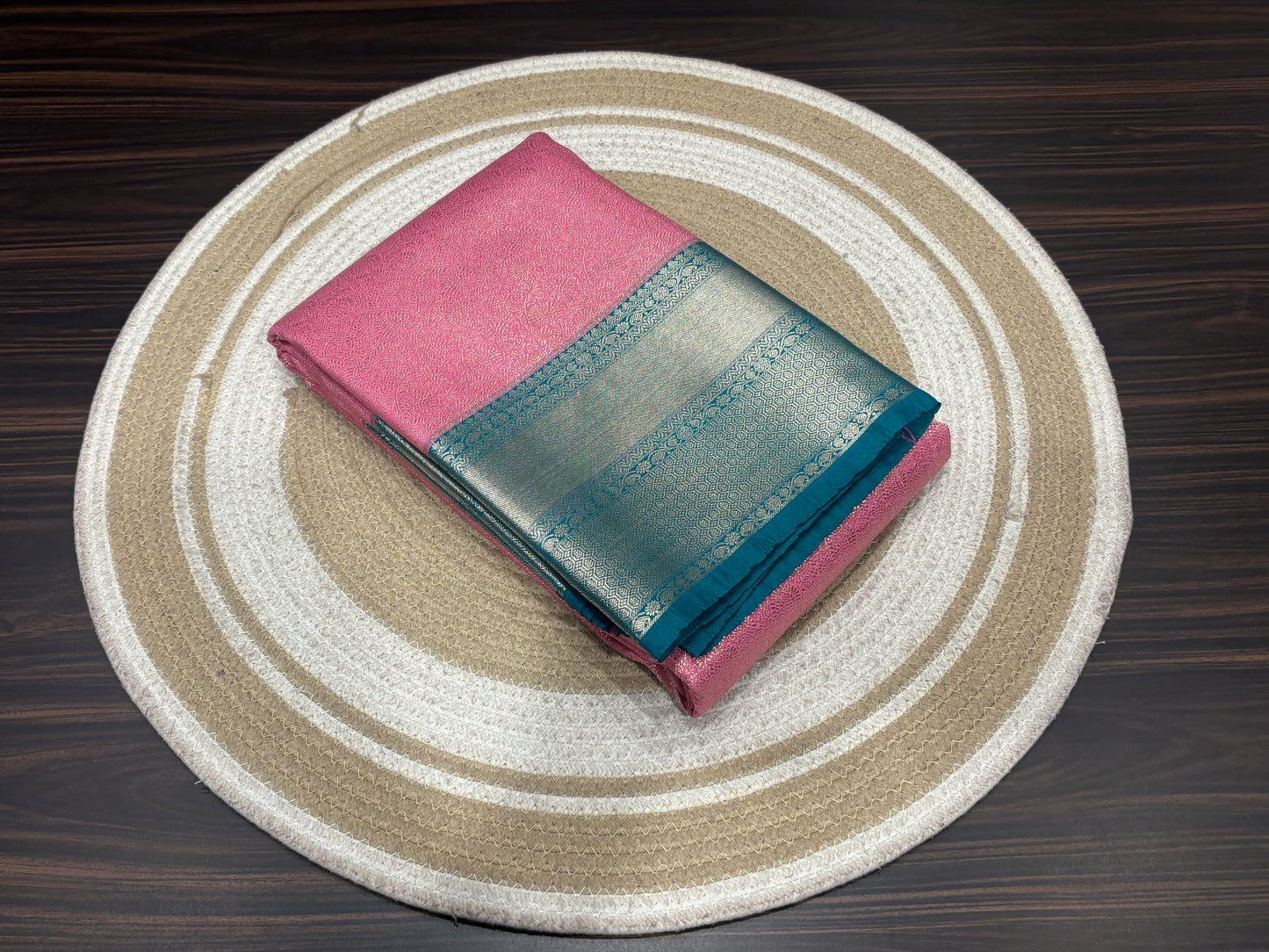 Semi Kanchipuram silk
