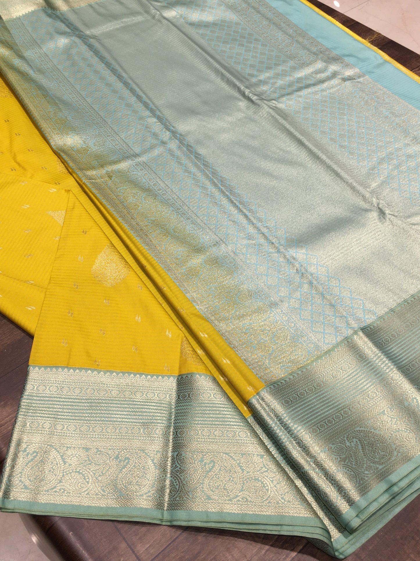 Semi Kanchipuram silk