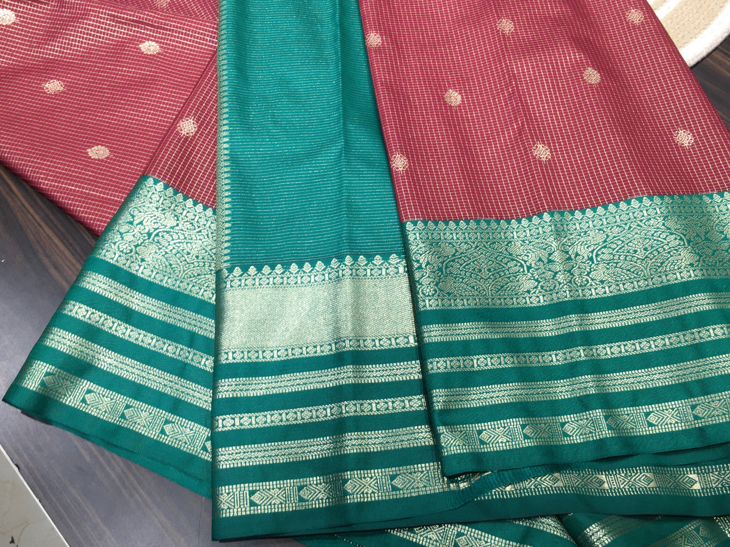 Semi Kanchipuram silk