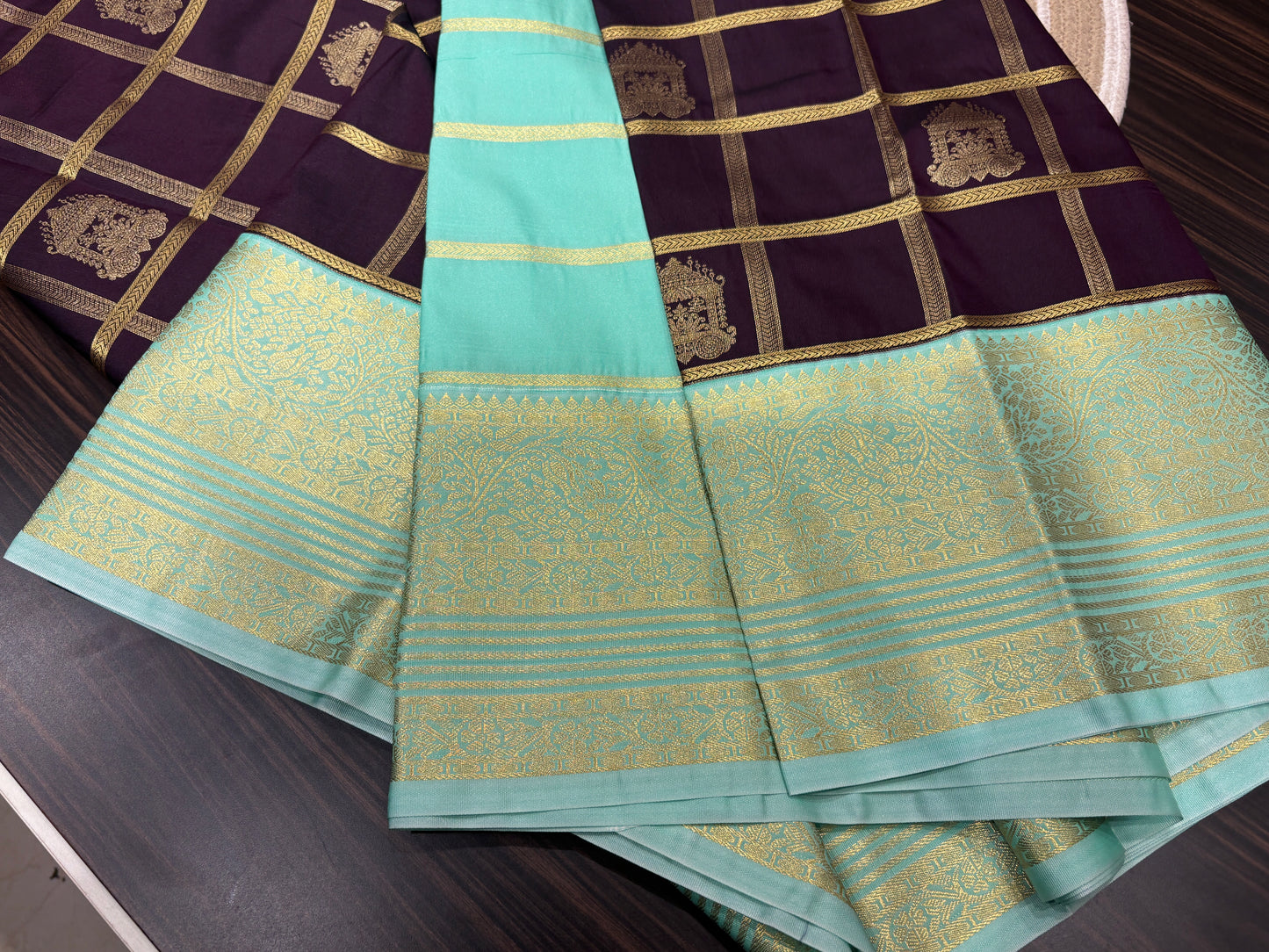 Semi Kanchipuram silk