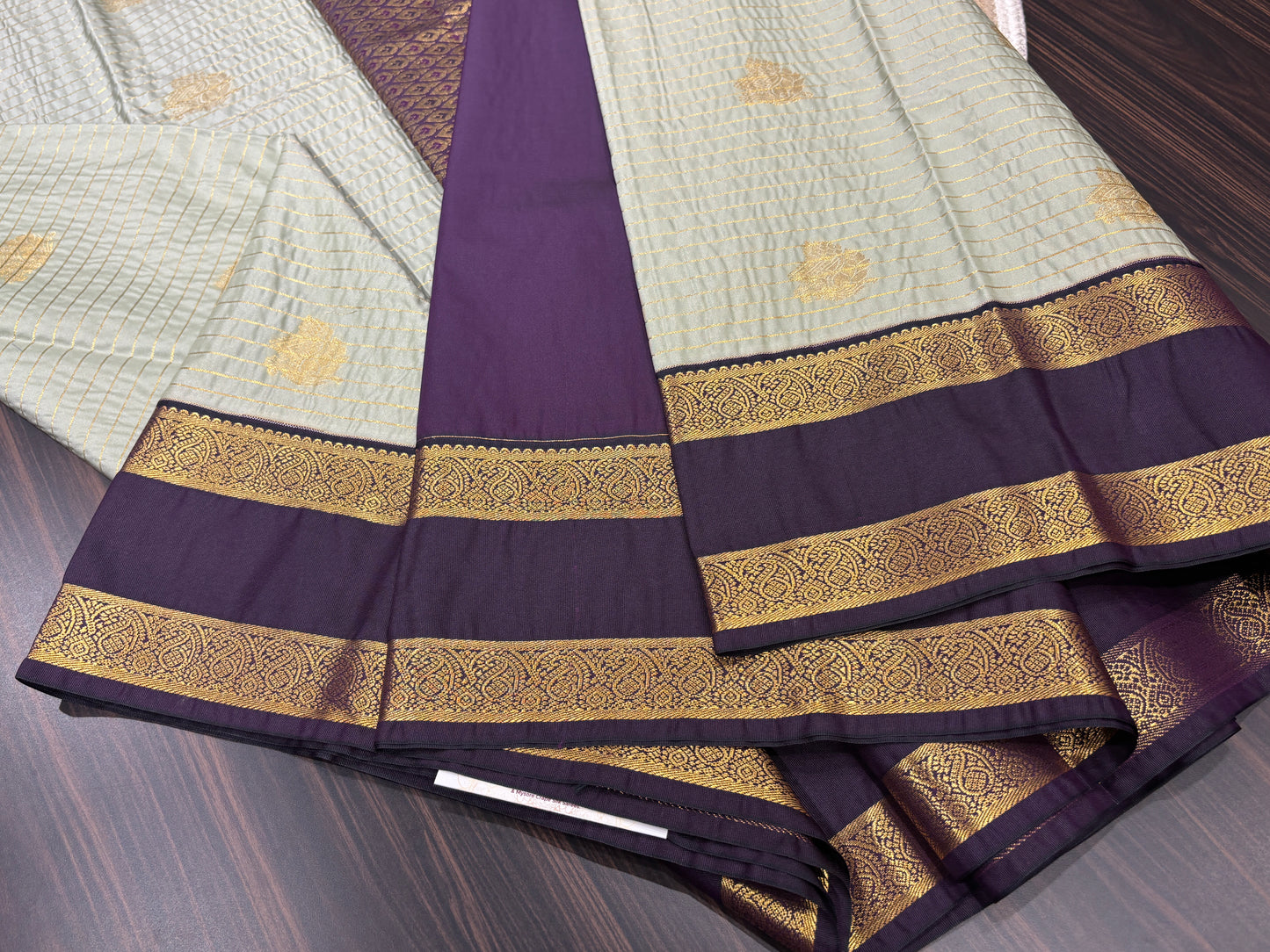 Semi Kanchipuram silk