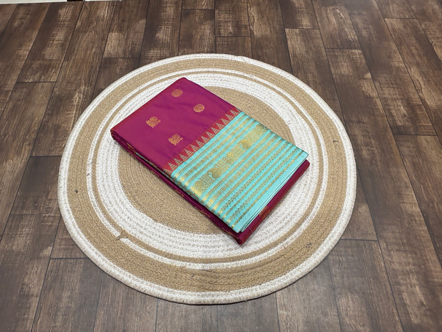 Semi Kanchipuram silk