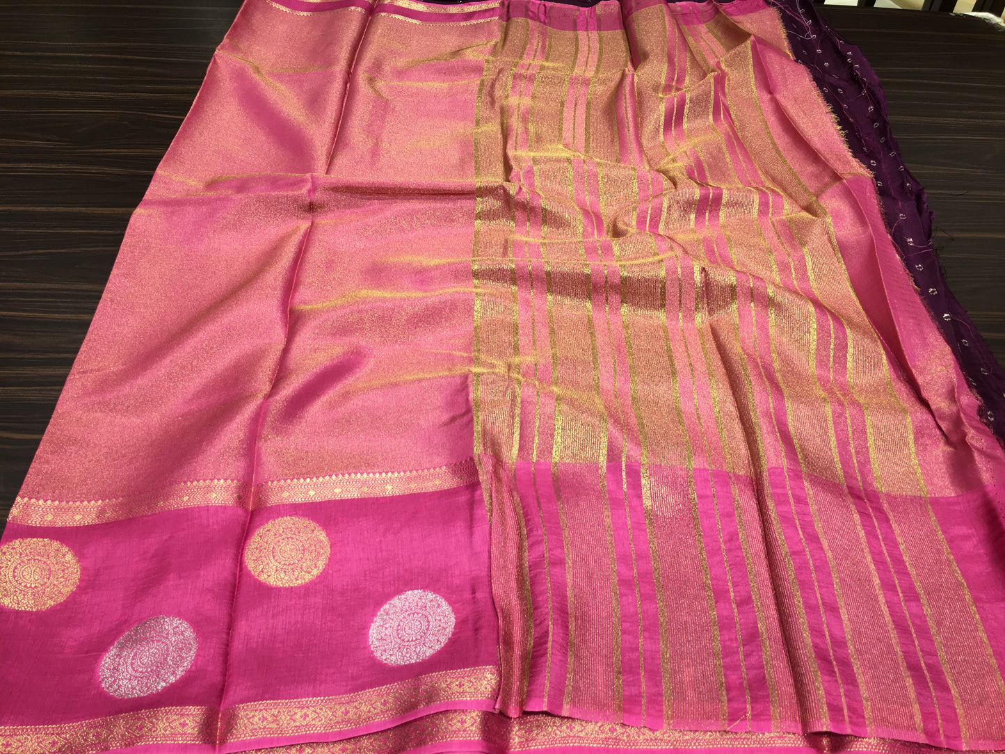 Banarasi butti saree