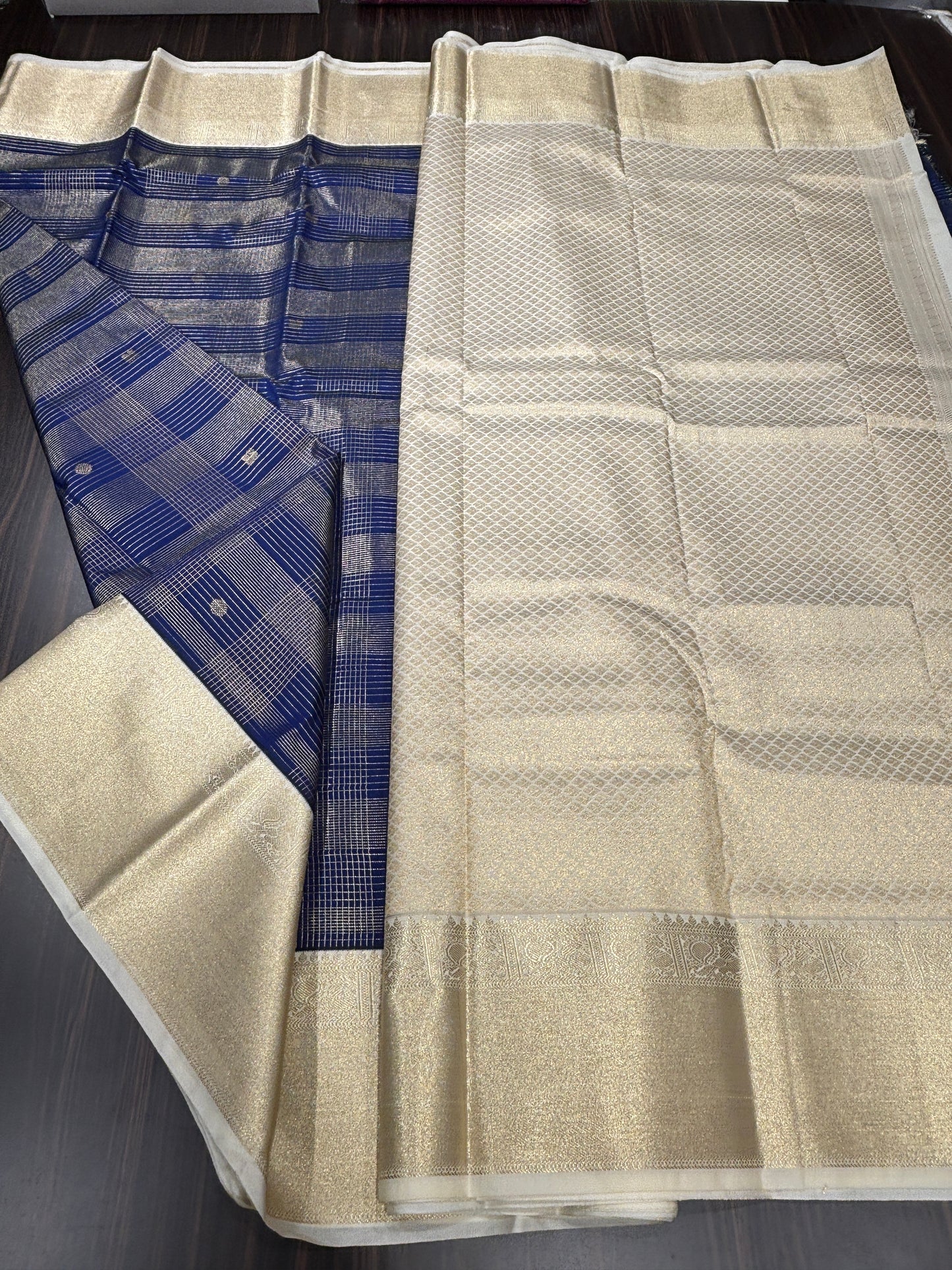 Semi Kanchipuram silk