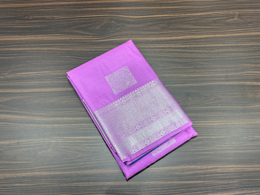 Semi Kanchipuram silk