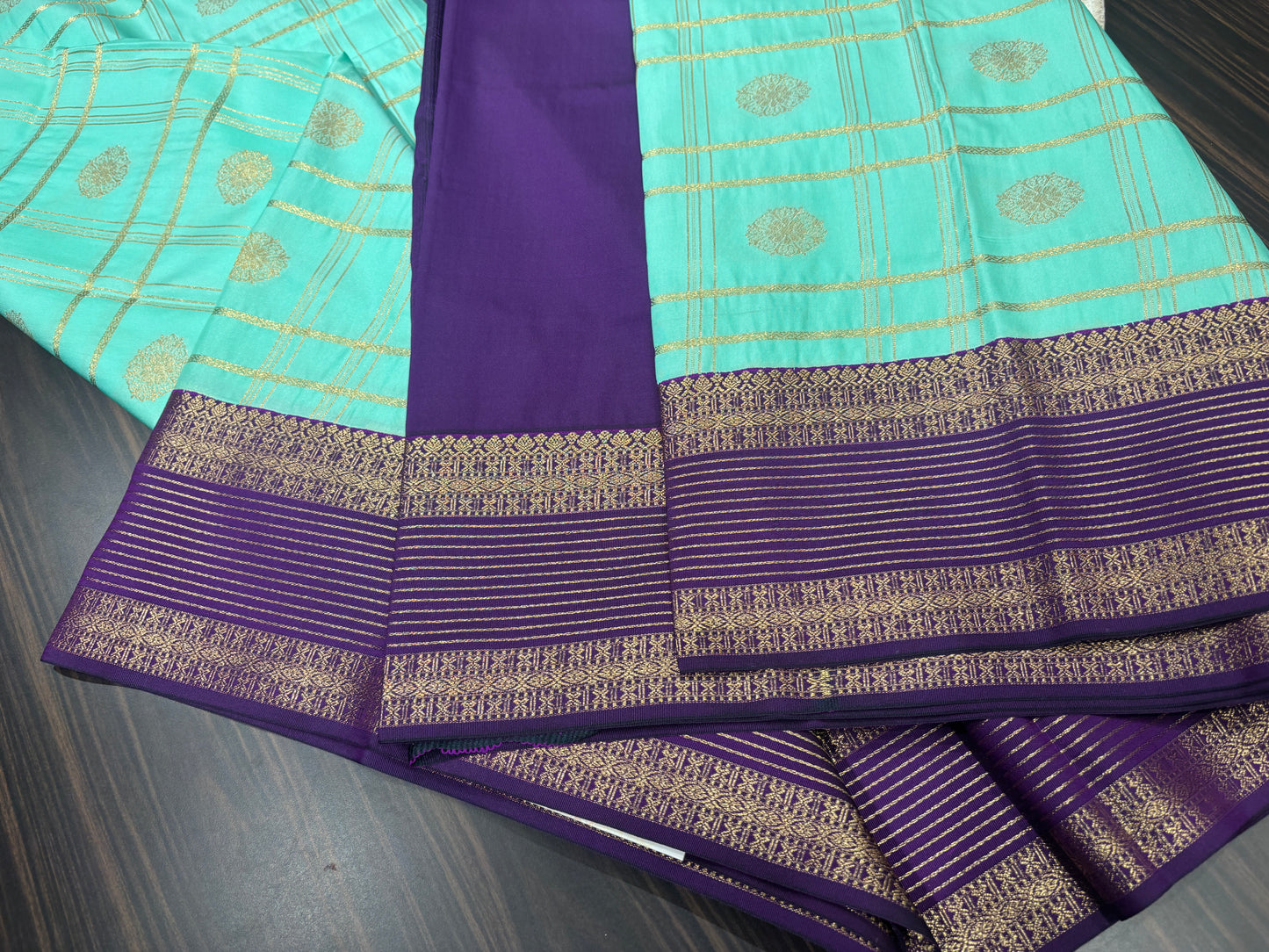 Semi Kanchipuram silk