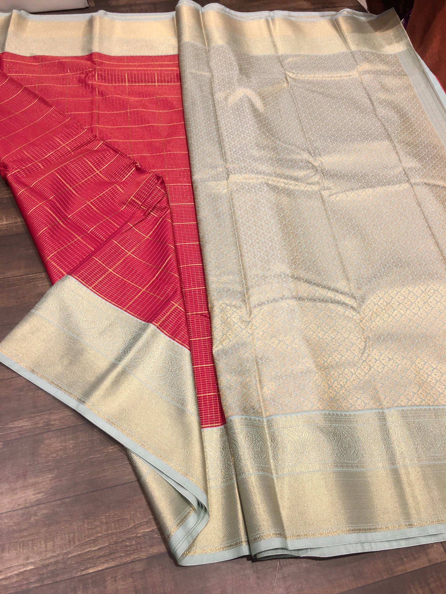 Semi Kanchipuram silk