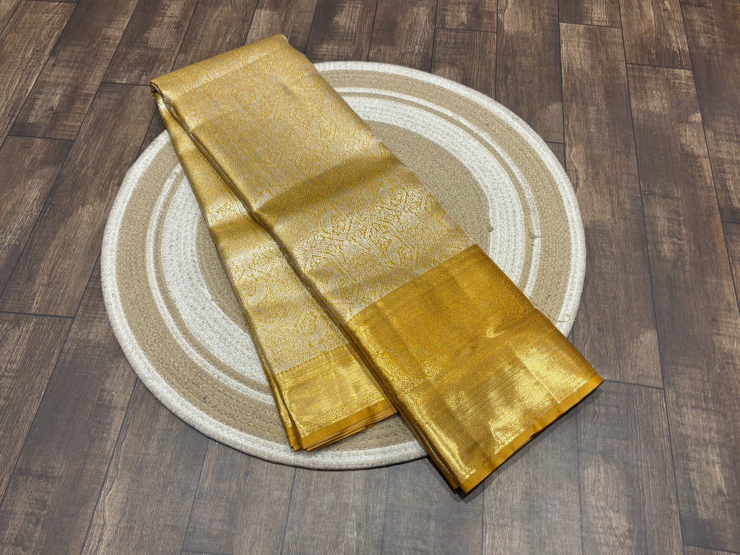 Semi Kanchipuram silk