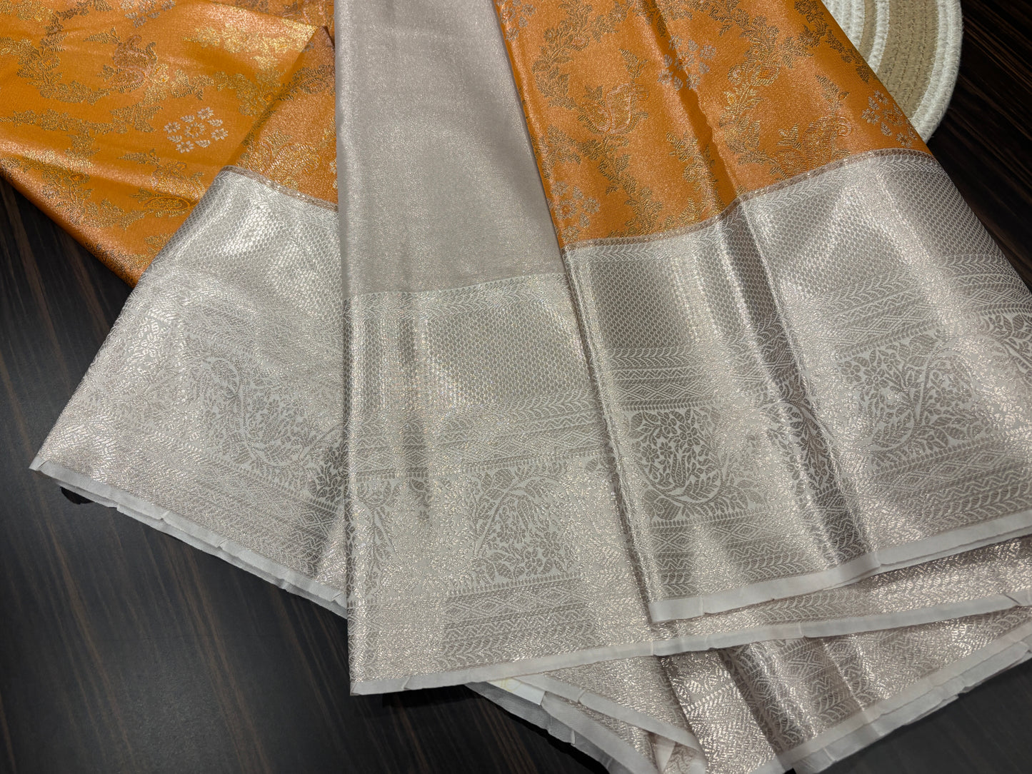 Semi Kanchipuram tissue