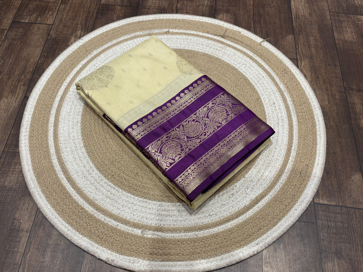 Semi Kanchipuram silk