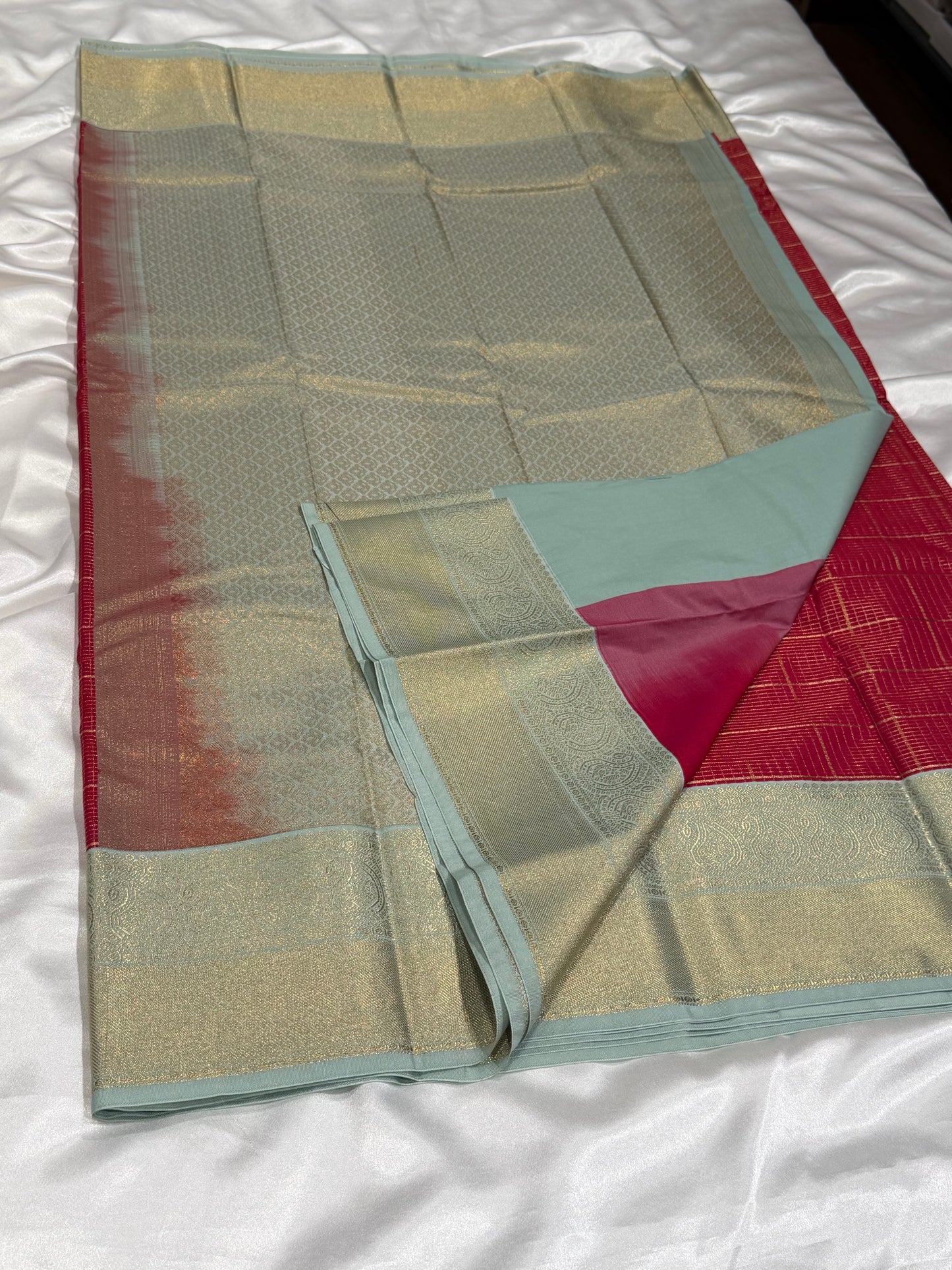 Semi Kanchipuram silk