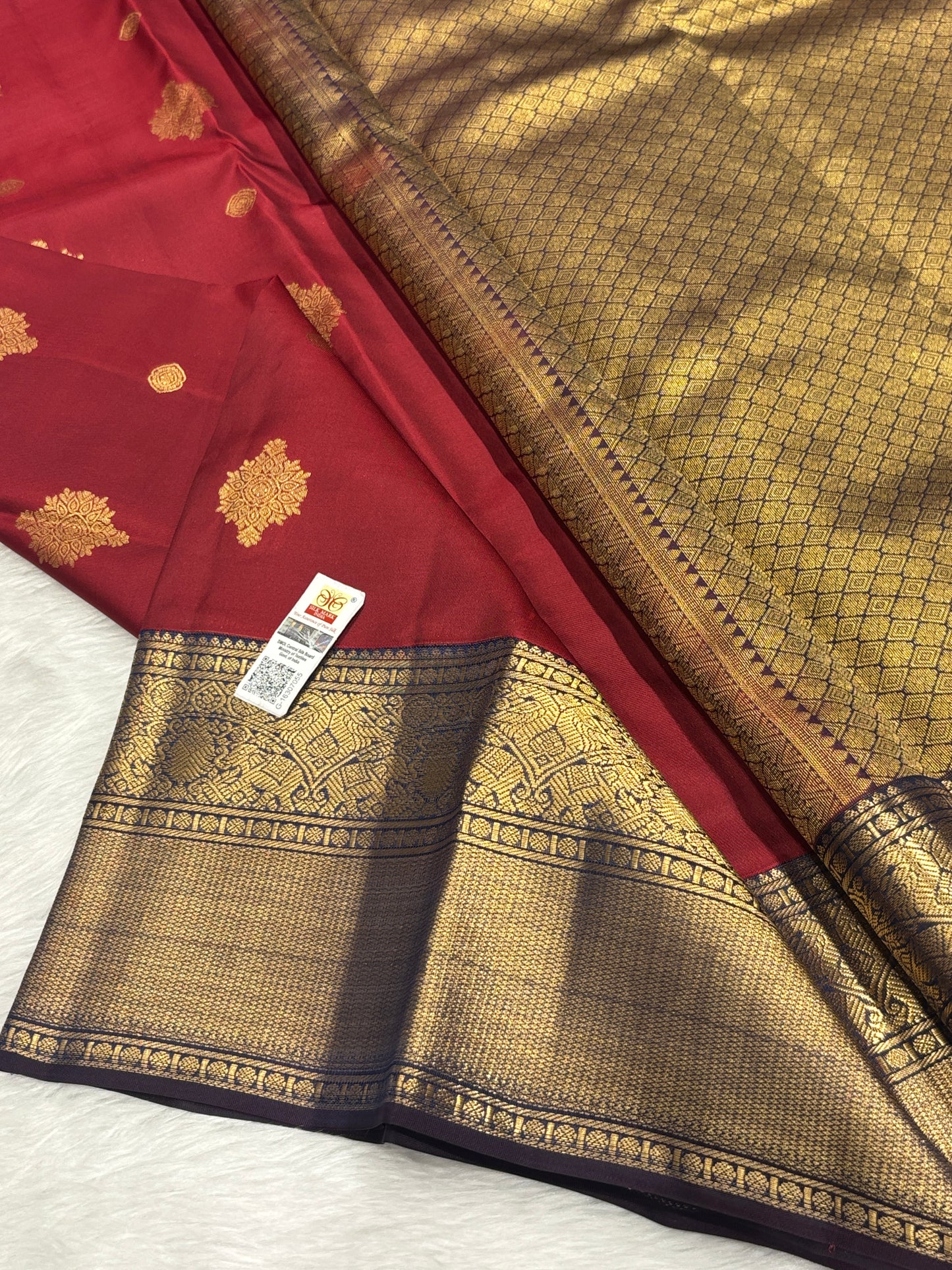 Pure Kanchipuram silk