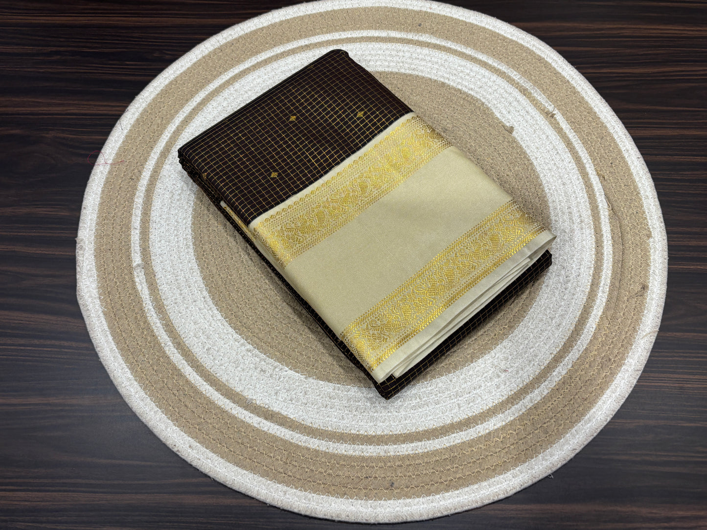 Semi Kanchipuram silk