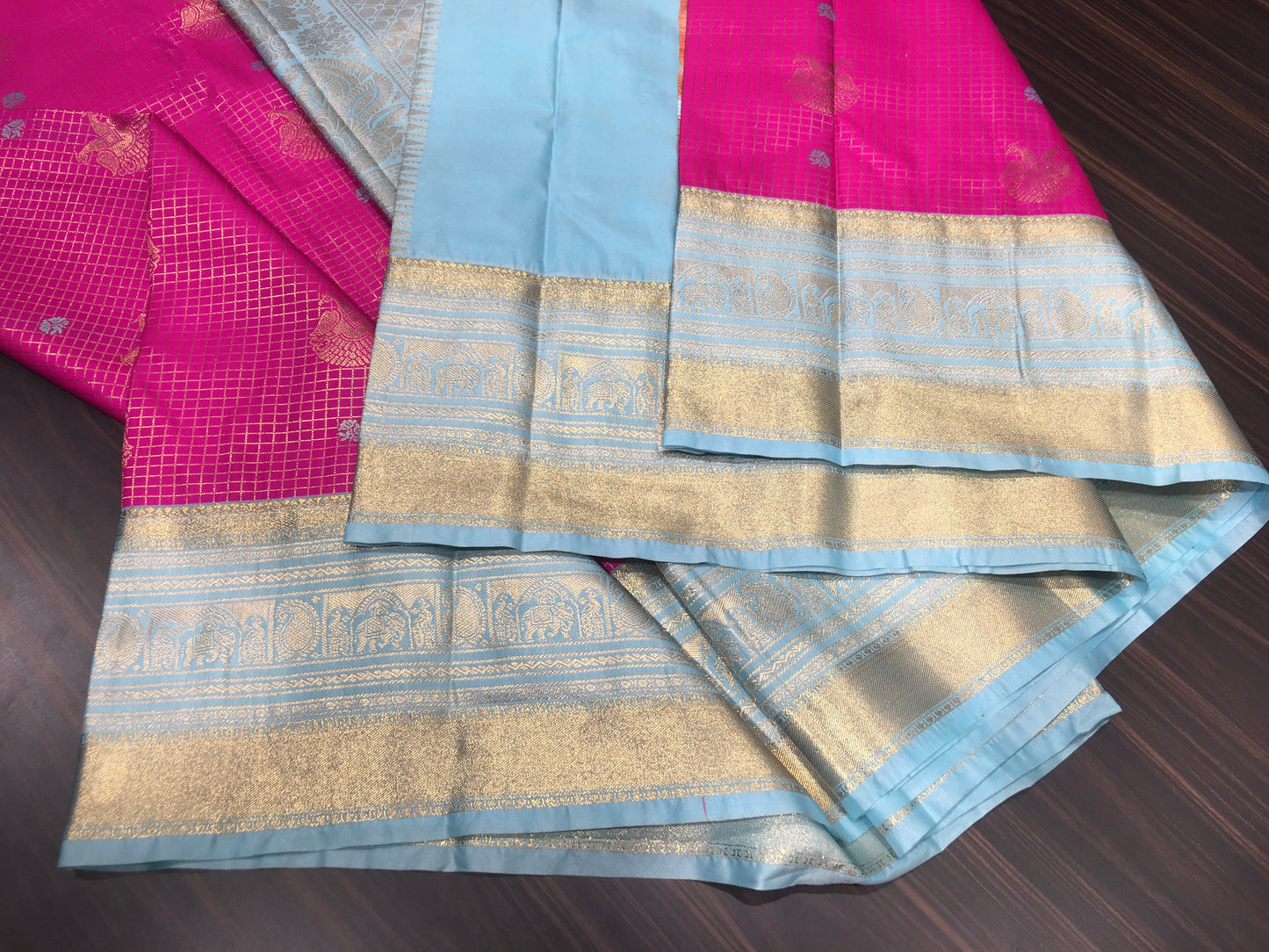 Semi Kanchipuram silk