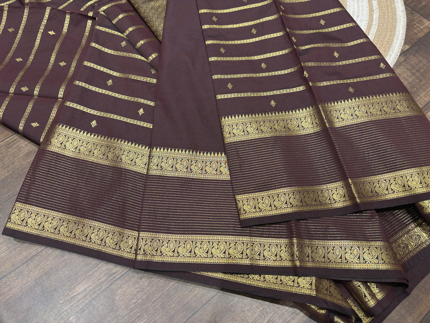 Semi Kanchipuram silk