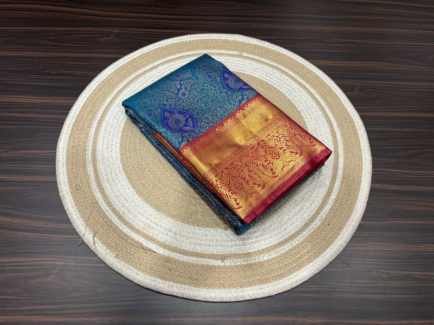 Semi Kanchipuram silk