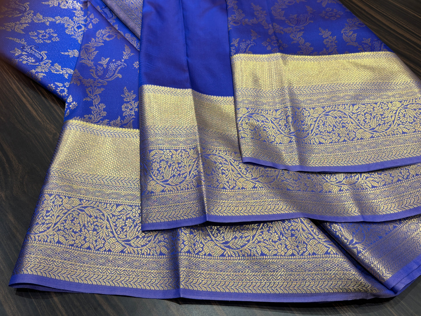 Semi Kanchipuram silk