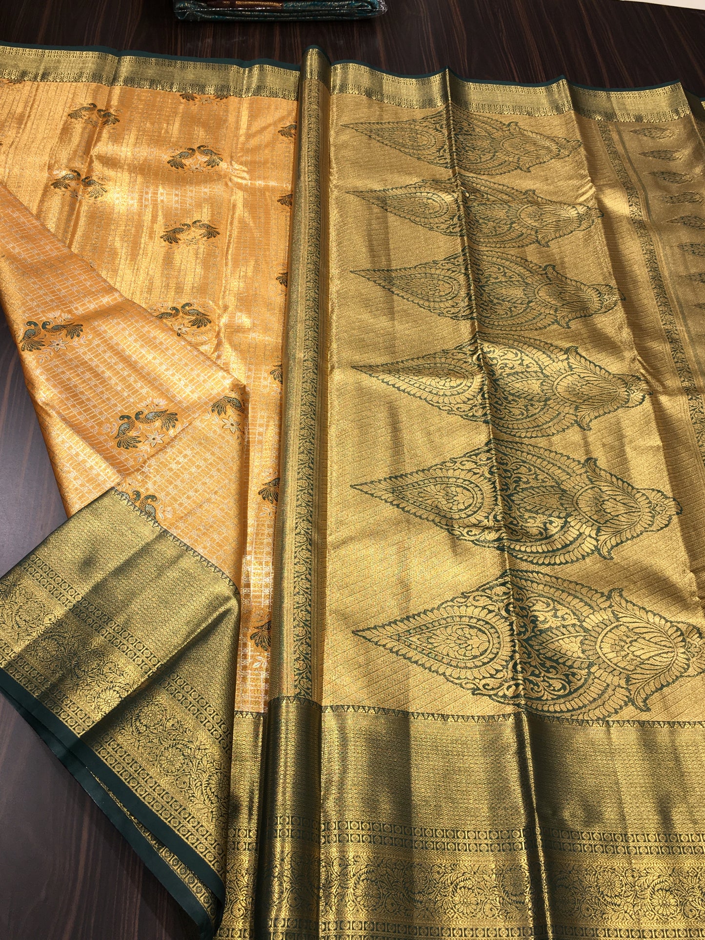 Semi Kanchipuram Tissue