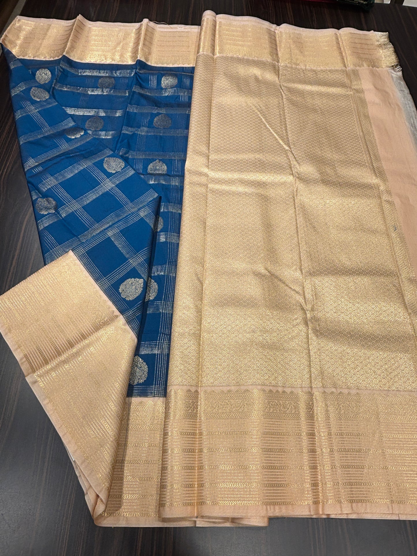 Semi Kanchipuram silk