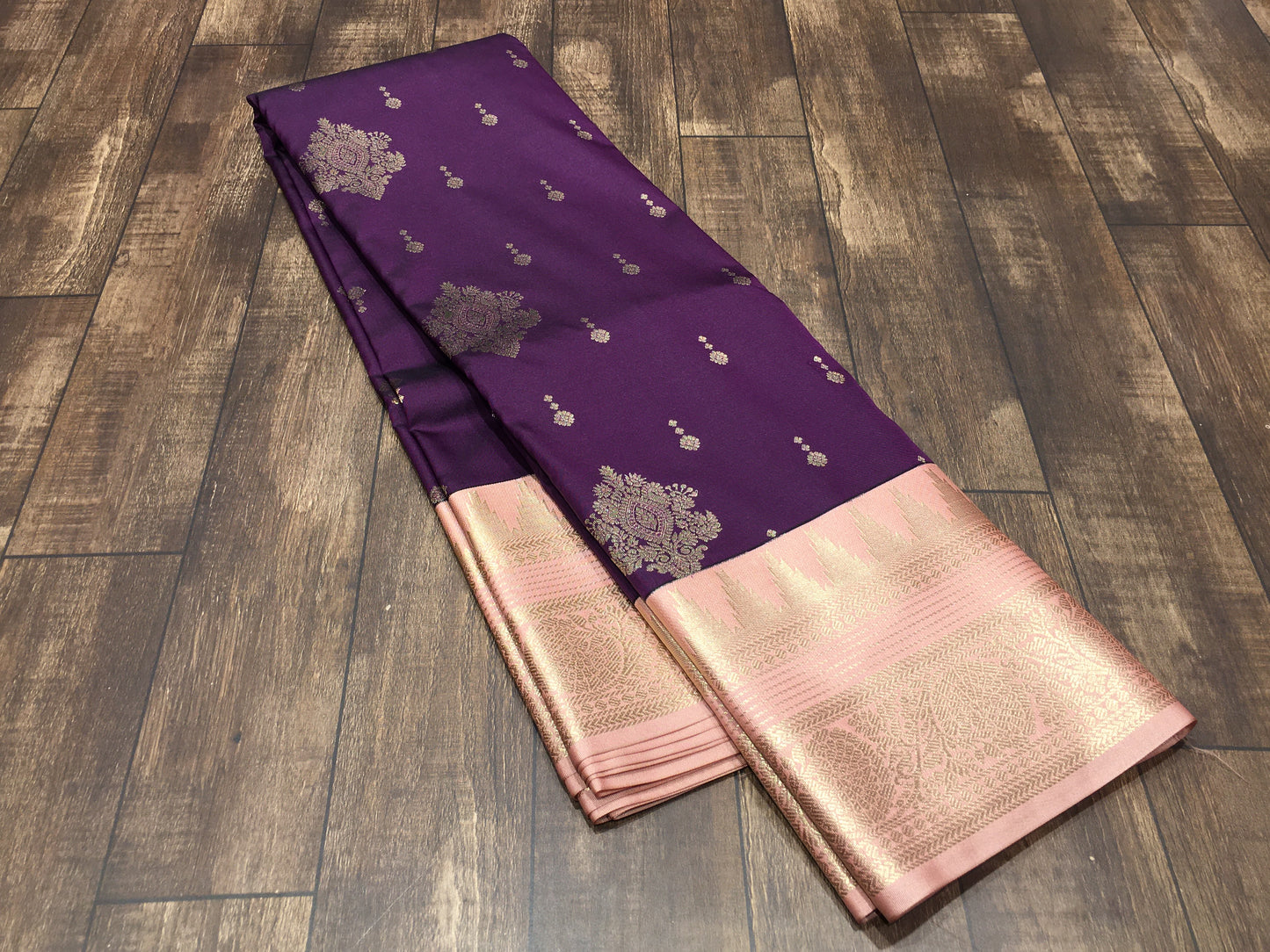 Semi Kanchipuram silk