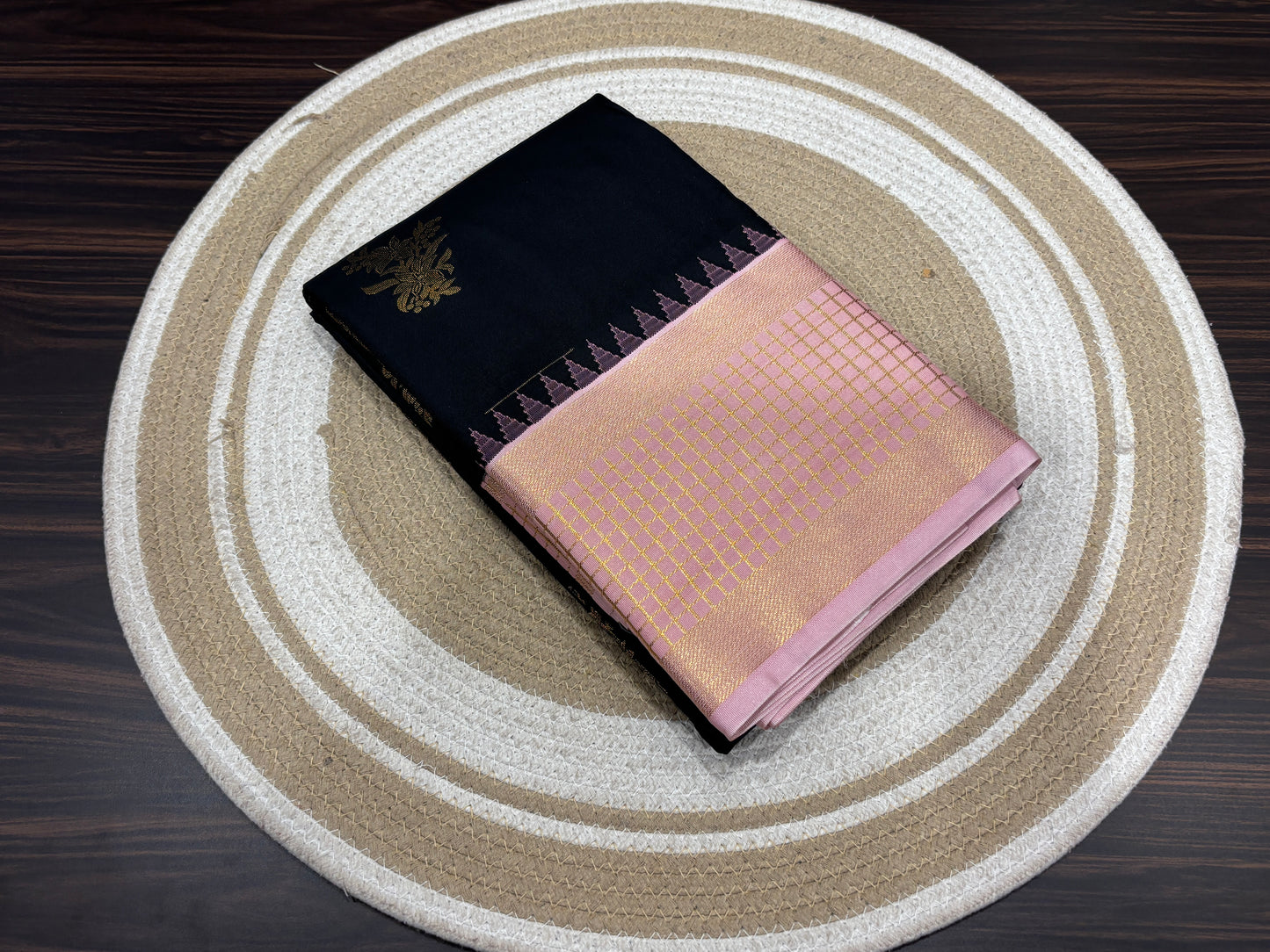 Semi Kanchipuram silk