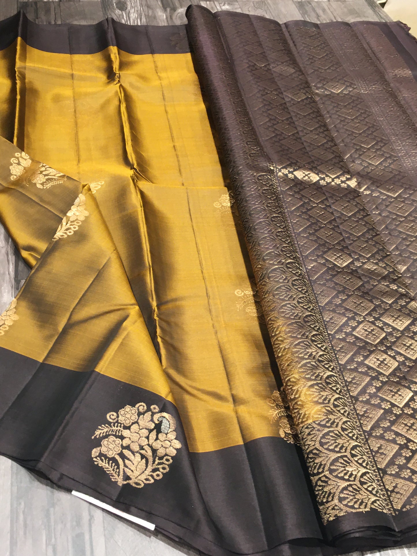 Pure Kanchipuram silk