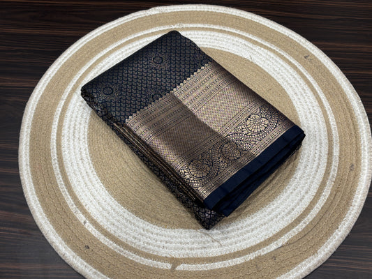 Semi Kanchipuram silk