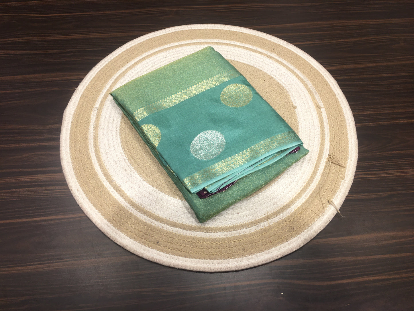 Banarasi butti saree