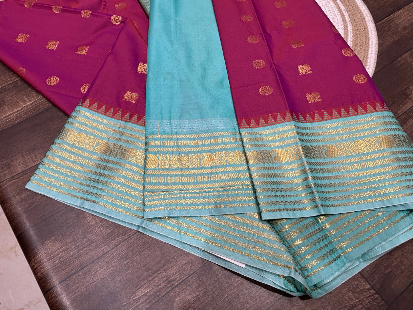Semi Kanchipuram silk