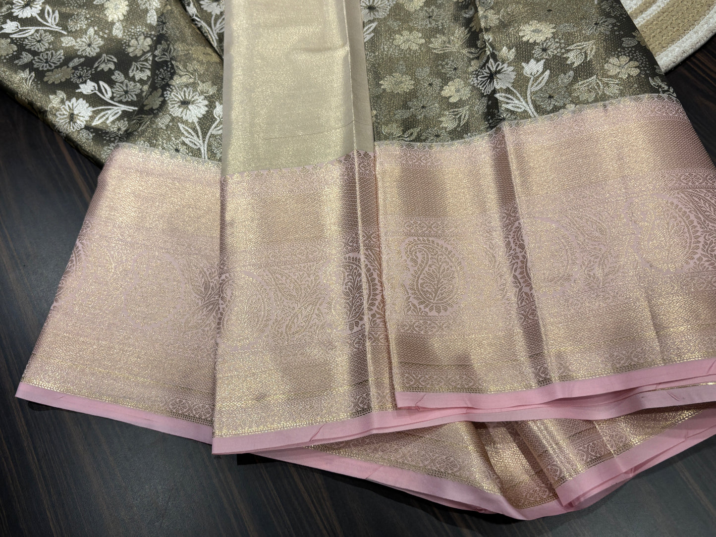 Semi Kanchipuram tissue