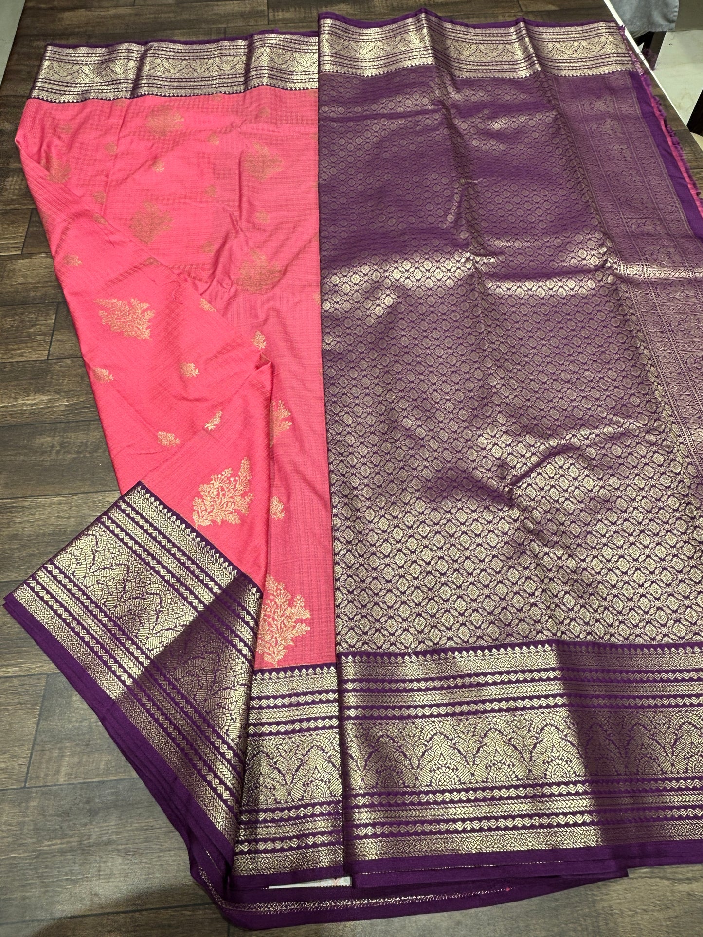 Semi Kanchipuram silk
