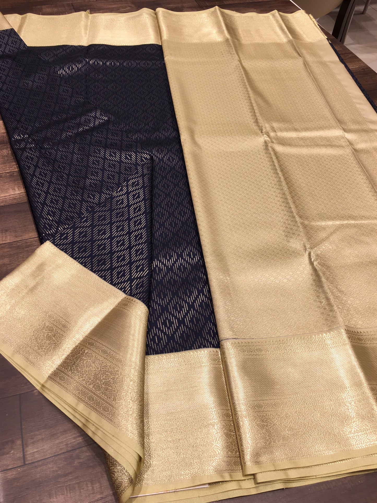 Semi Kanchipuram silk