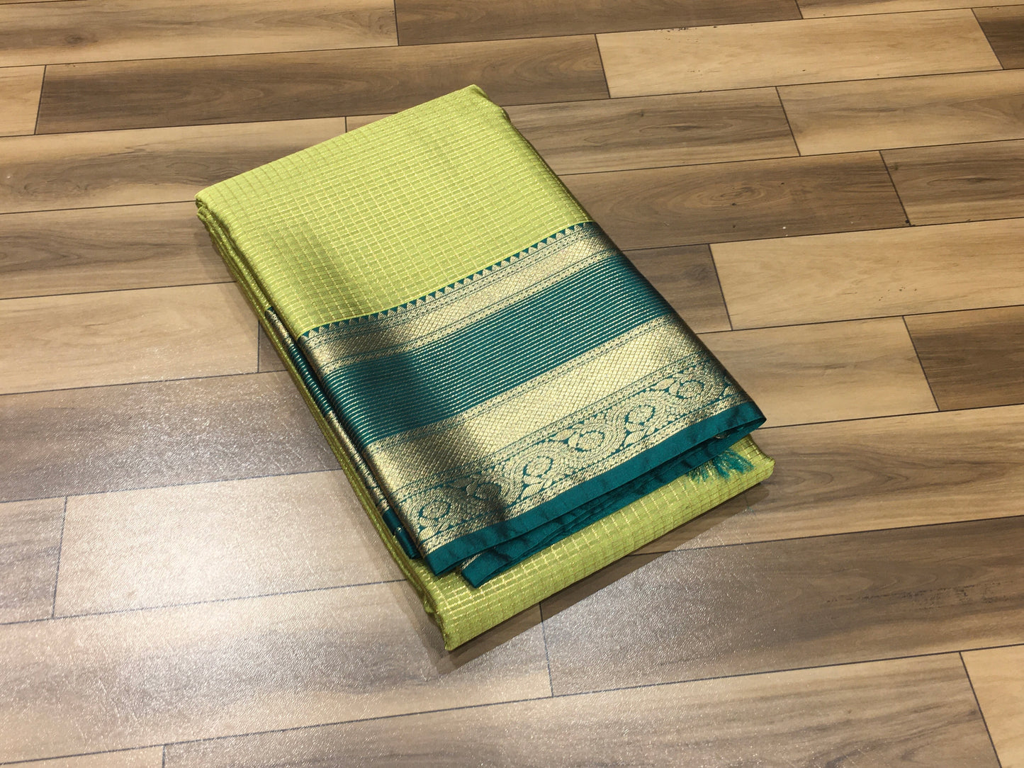 Semi Kanchipuram silk