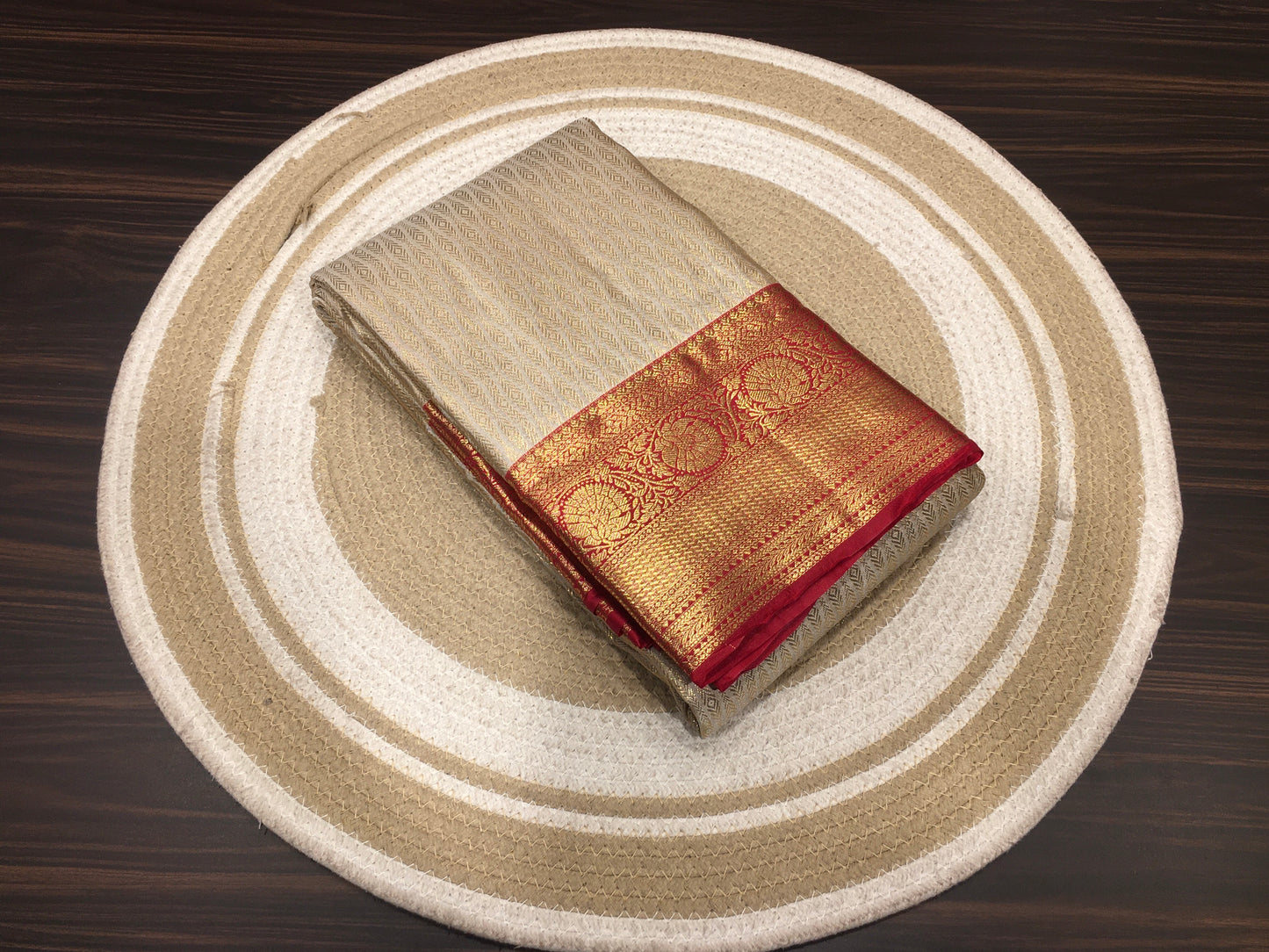 Semi Kanchipuram silk